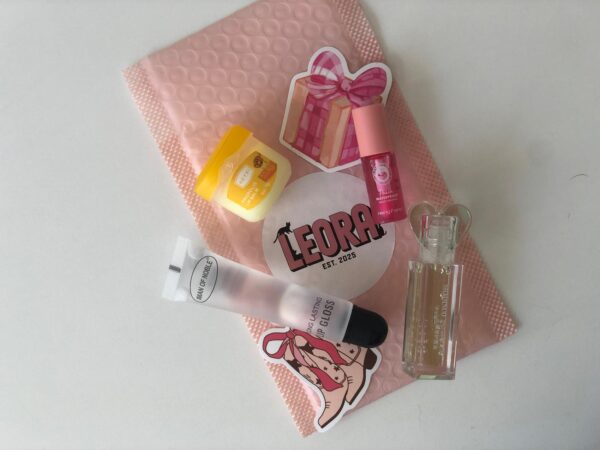 ✨💖 Leora Lucky Lip Gloss Scoops – Mystery Beauty Fun! 💖✨