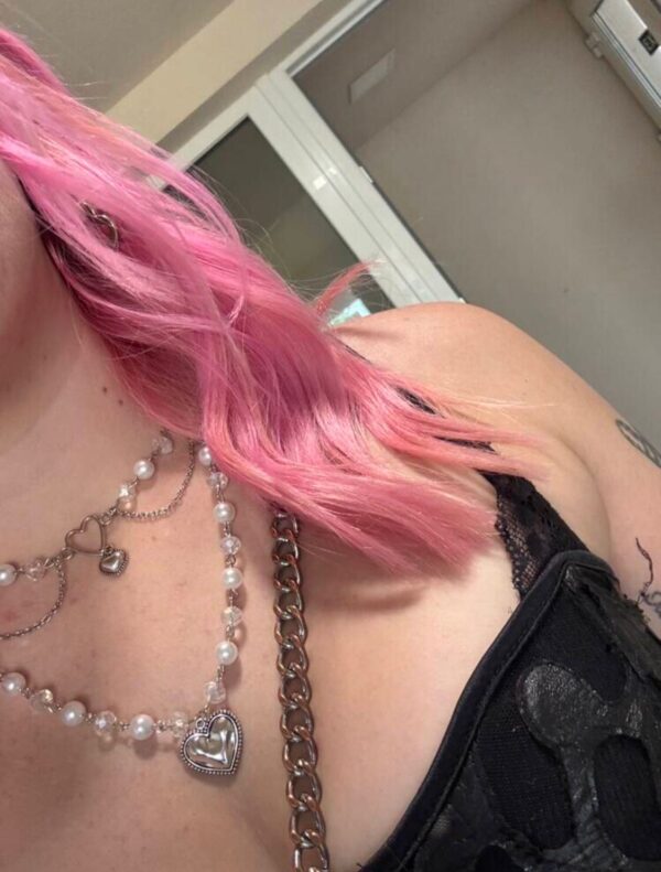 🤍✨ Multi-Layer Faux Pearl Choker With Silvery Heart Accent🎀