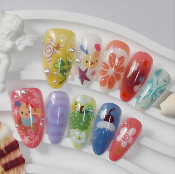 💅🐛 10pcs Whimsy Colorful Almond Shape Nails 🌈✨