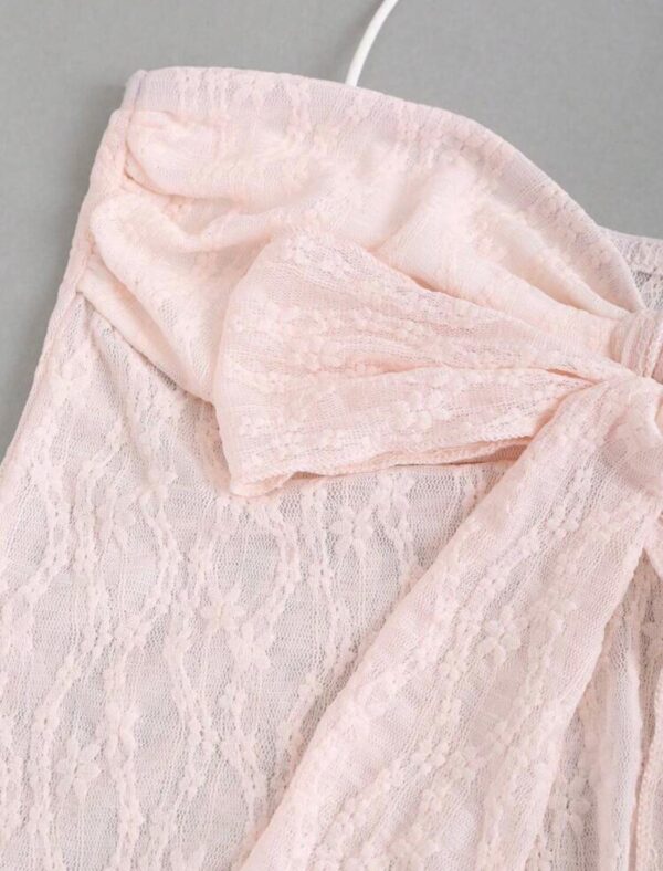 🌸Pink Solid Front Tie Halter Neck Crop Cami Top ✨